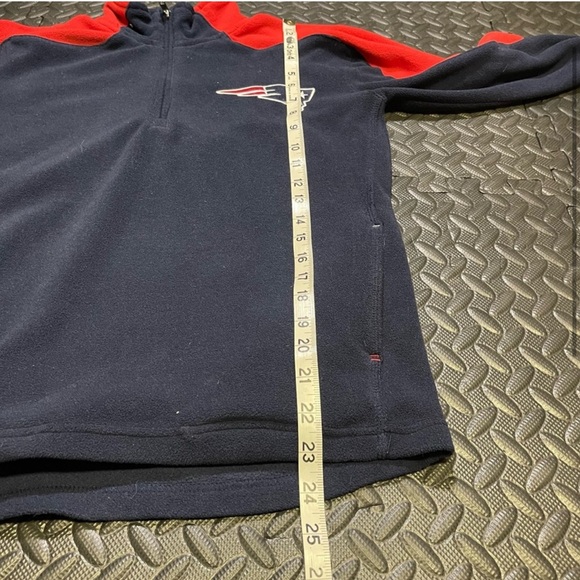 NFL Patriots Football Fleece Sweatshirt 1/4 Zipper Red Navy Size Medium 10/12 - Picture 3 of 9